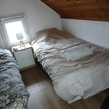 Apartment La Hutte Gavloise 7 Personnes Centre Chamalières