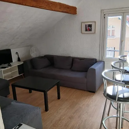 La Hutte Gavloise 7 Personnes Centre Apartment *